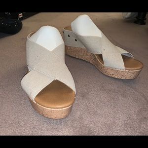 Wedge sandals